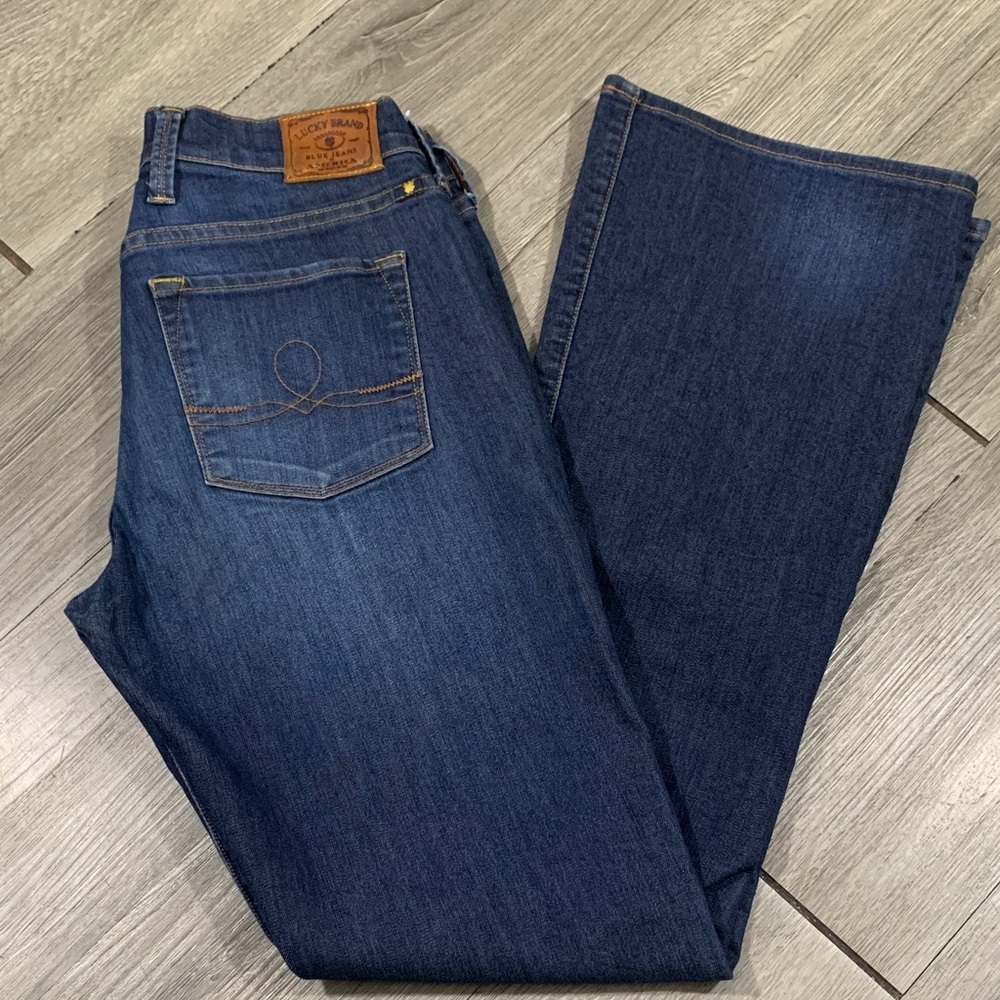 Lucky Brand “Sofia Bootcut” Medium Wash Stretch Jeans size‎ 6